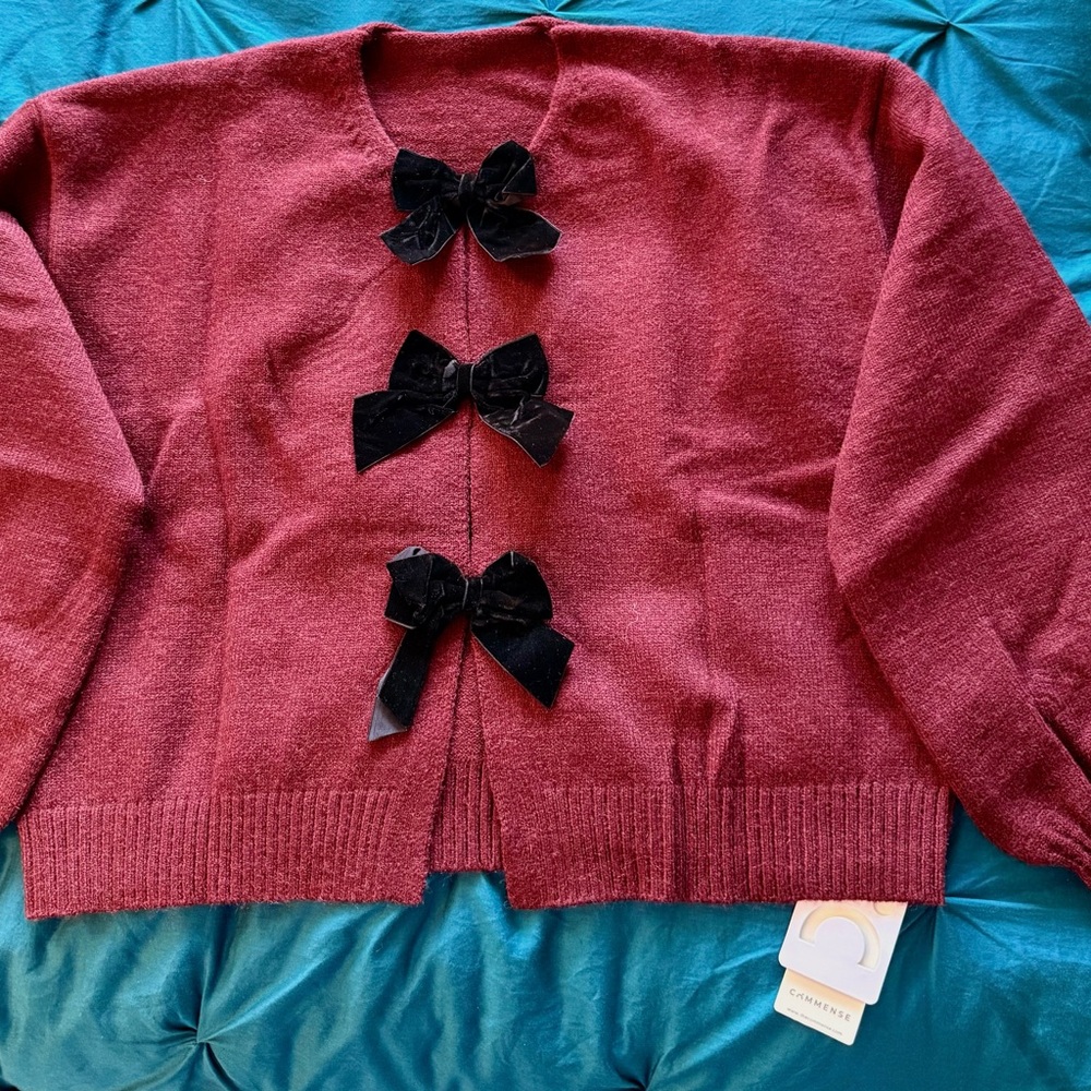 Velvet-Bow Lantern Sleeve Sweater,
Burgundy XL